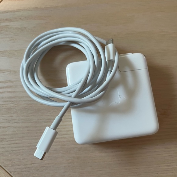 NEW 96W USB-C Power Adapter (CHARGING CABLE INCL) - Picture 2 of 2